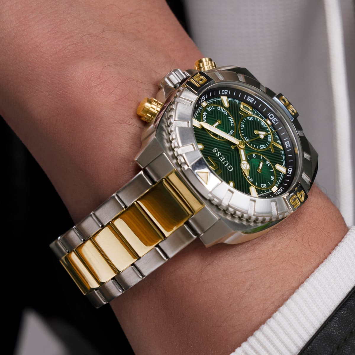 Guess Машки Часовник GUGW0800G1 4