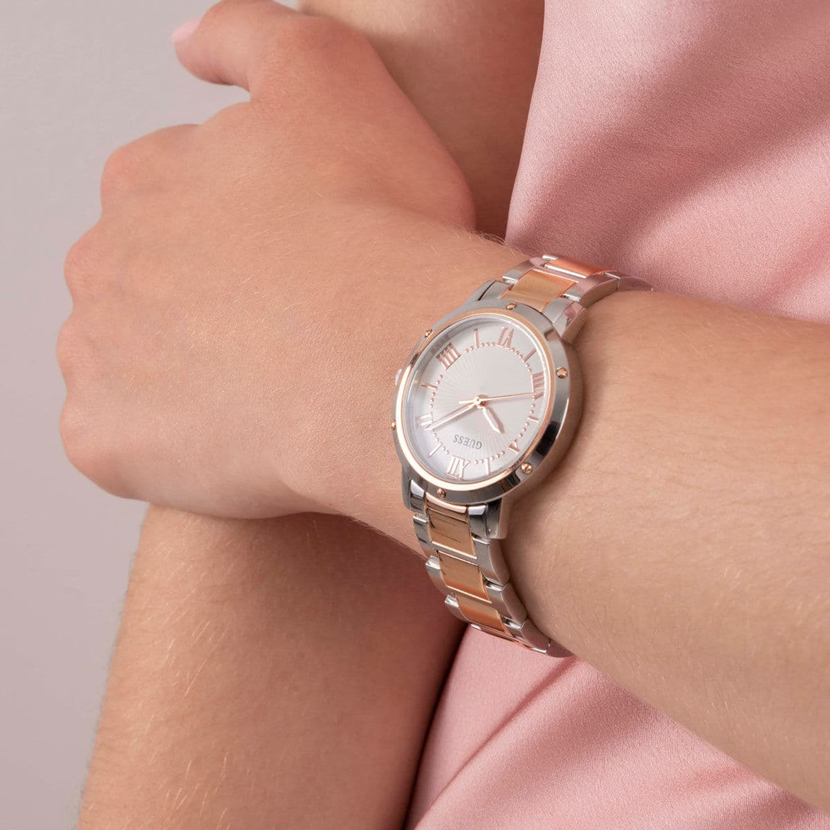 Guess Женски Часовник GUGW0404L3 7