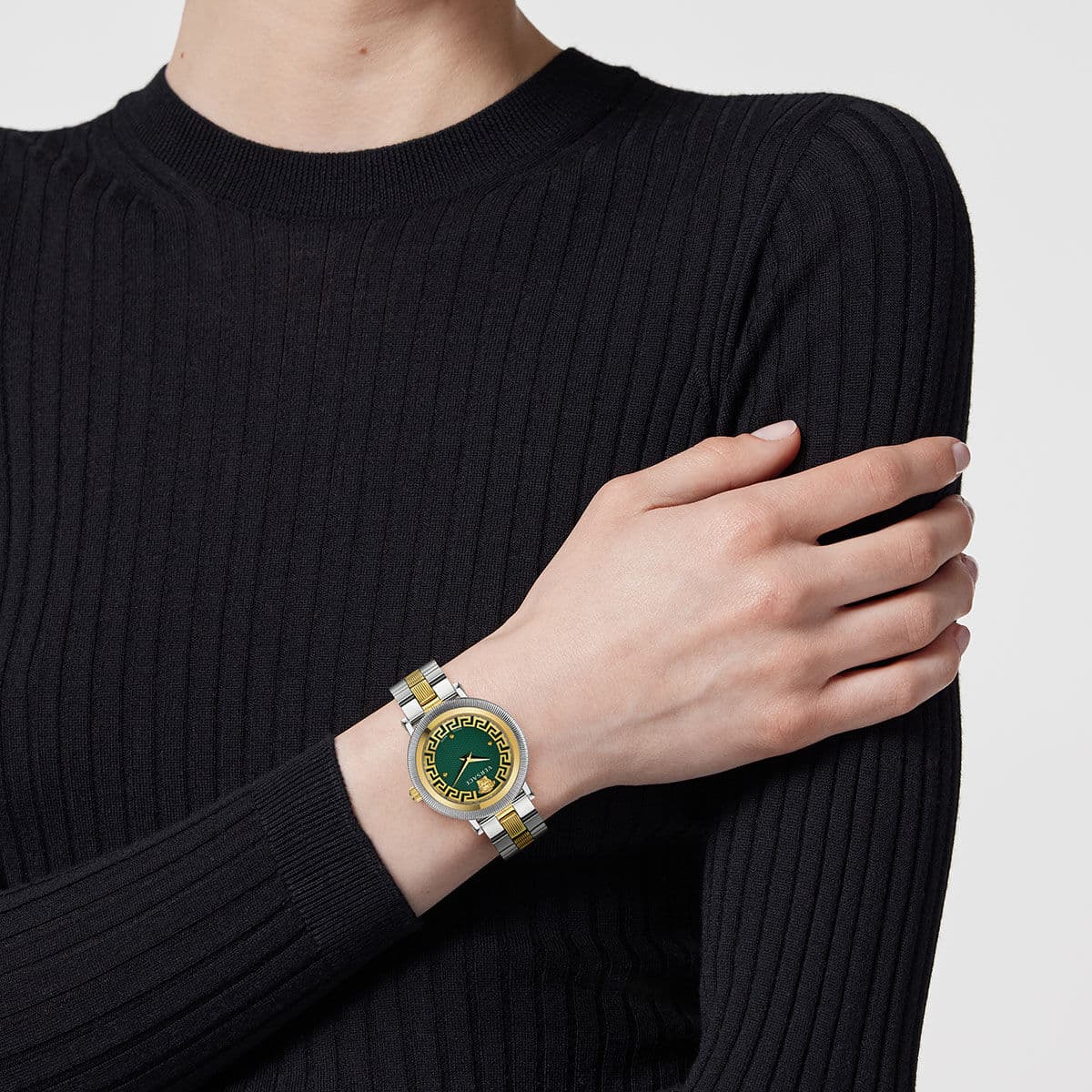 Versace Женски Часовник VRSCVE7F00523 2